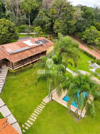 Imagem Chácara com 4.000m² de terreno e muito lazer