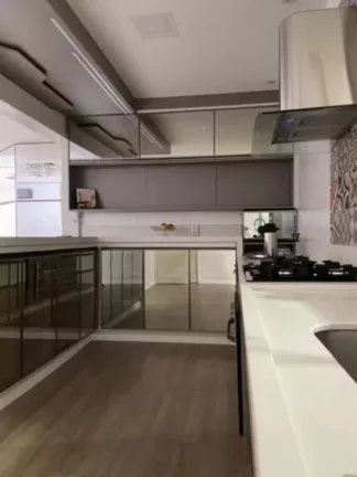 Imagem Excelente apartamento na Guilhermina 4 dormitórios 2 suítes!!!