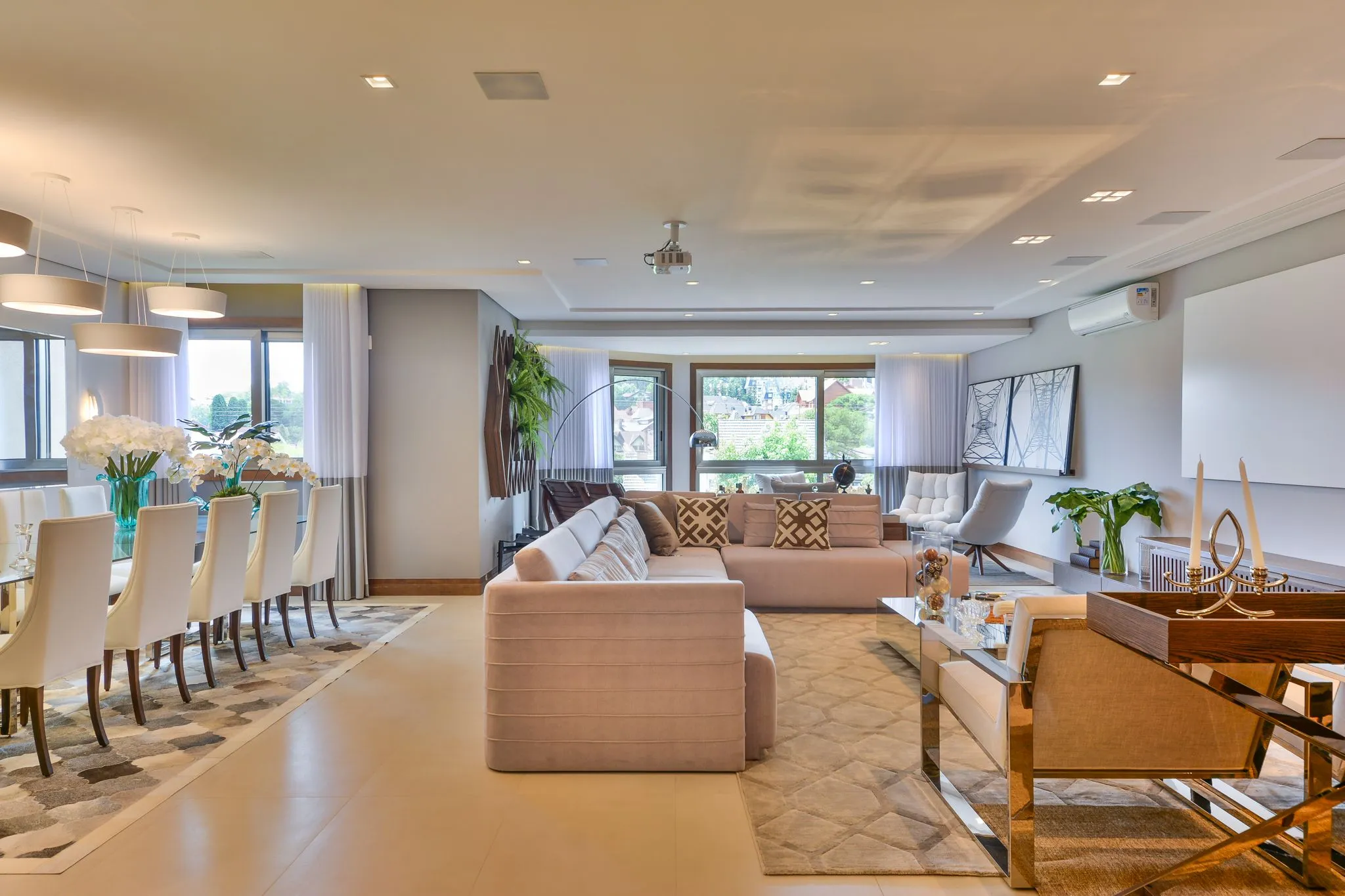 Imagem Apartamento à venda em Gramado, Centro, com 5 quartos, 314.74m2