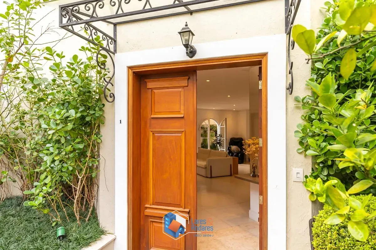 Imagem Casa em condomínio para venda em Jardim Petrópolis com 4 quartos, sendo 4 suítes, 533.45m²