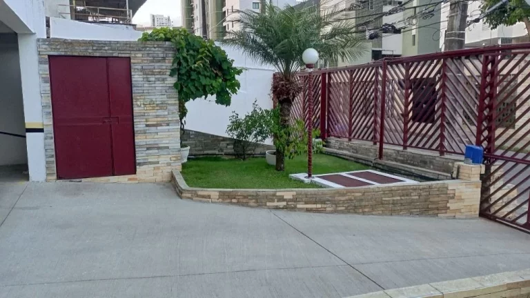 Imagem Apartamento de 80m² à venda, com 3 quartos (1 suíte), localizado nas Graças, Recife - Pernambuco.