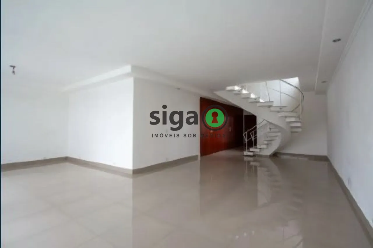 Imagem Sobrado com 3 Quartos e 3 vagas à Venda, 360 m² - Granja Julieta