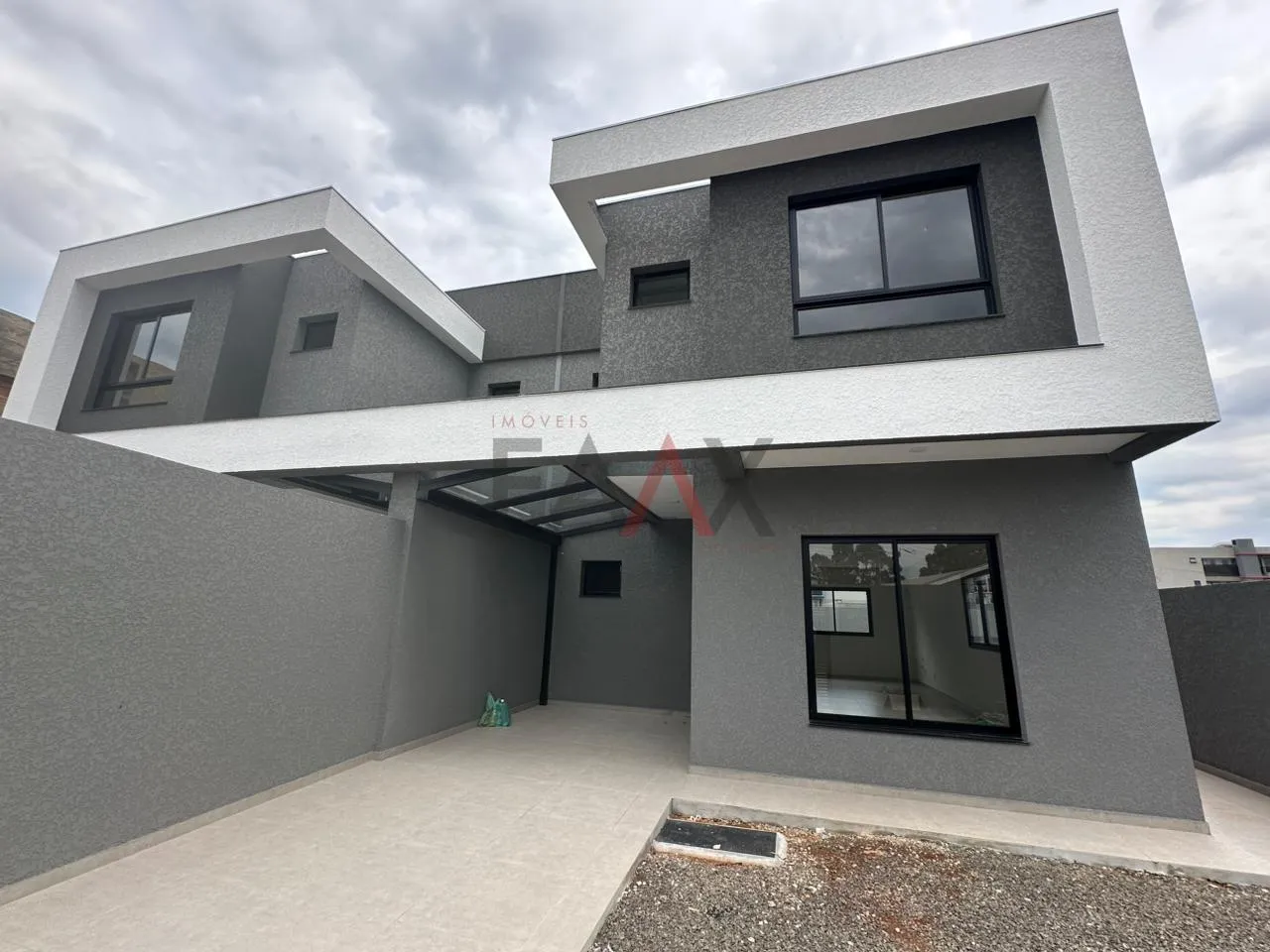Foto do imóvel Excelente Sobrado Geminado à Venda na Villa Romana, BOQUEIRÃO, GUARAPUAVA - PR