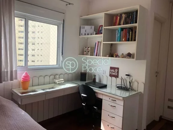 Imagem Apartamento de alto padrão com 176 m², 4 dormitórios sendo 3 suítes, living amplo, sala com 2 am...