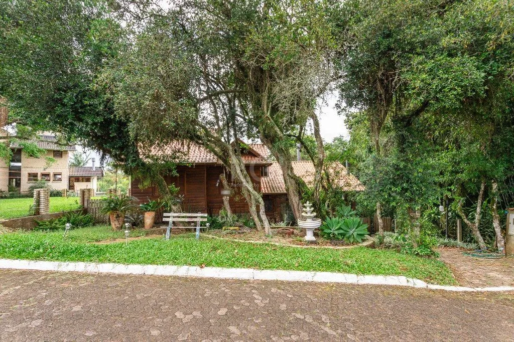 Imagem Casa de Condomínio em Elsa