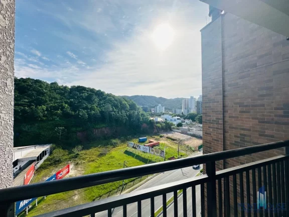 Imagem Apartamento Zona Central para Locação em Balneário Camboriú, Praia dos Amores, 2 dormitórios, 2 suítes, 3 banheiros, 1 vaga