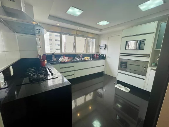 Imagem Apartamento de Alto padrão de 4 quartos com 4 suítes e 5 vagas no Campo Belo de 380m²