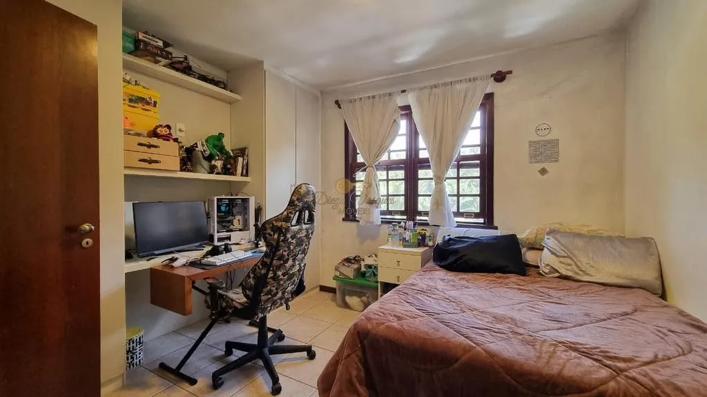 Imagem Casa em Condomínio para Venda em Teresópolis / RJ no bairro Quebra Frascos