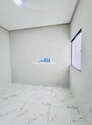 Imagem Casa para Venda em Feira de Santana, Mangabeira, 3 dormitórios, 1 suíte, 1 banheiro, 2 vagas