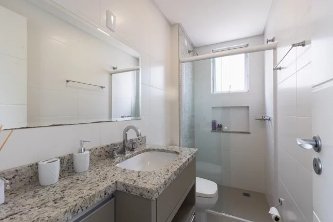 Imagem Apartamento a venda no Alto da XV, Curitiba - 2 Suítes, 77m², Varanda Gourmet e 2 Vagas