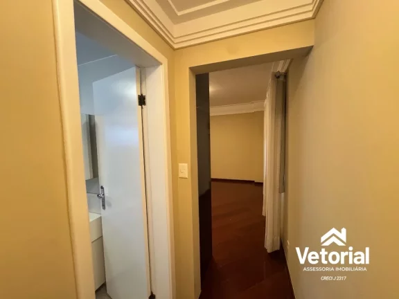 Imagem Imperdível oportunidade de adquirir um amplo apartamento de 3 quartos, 3 suítes no Centro de Barreiras-BA 2 banheiros, 1 vaga e 197,86 m² de área.