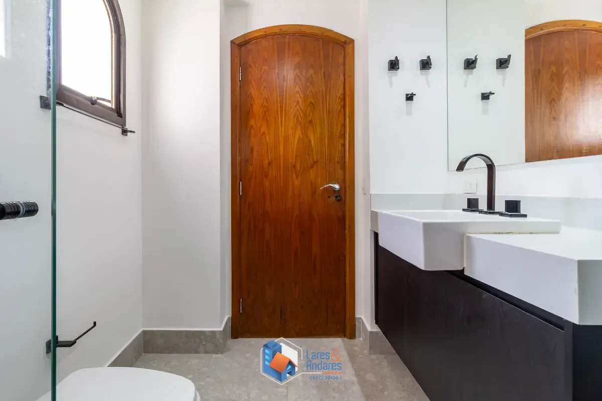 Imagem Apartamento para venda em Brooklin Paulista com 3 quartos, sendo 1 suíte, 159m²