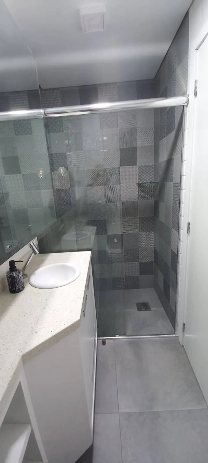 Imagem Apartamento de 2 dormitórios em Canasvieiras Investimento ou Moradia