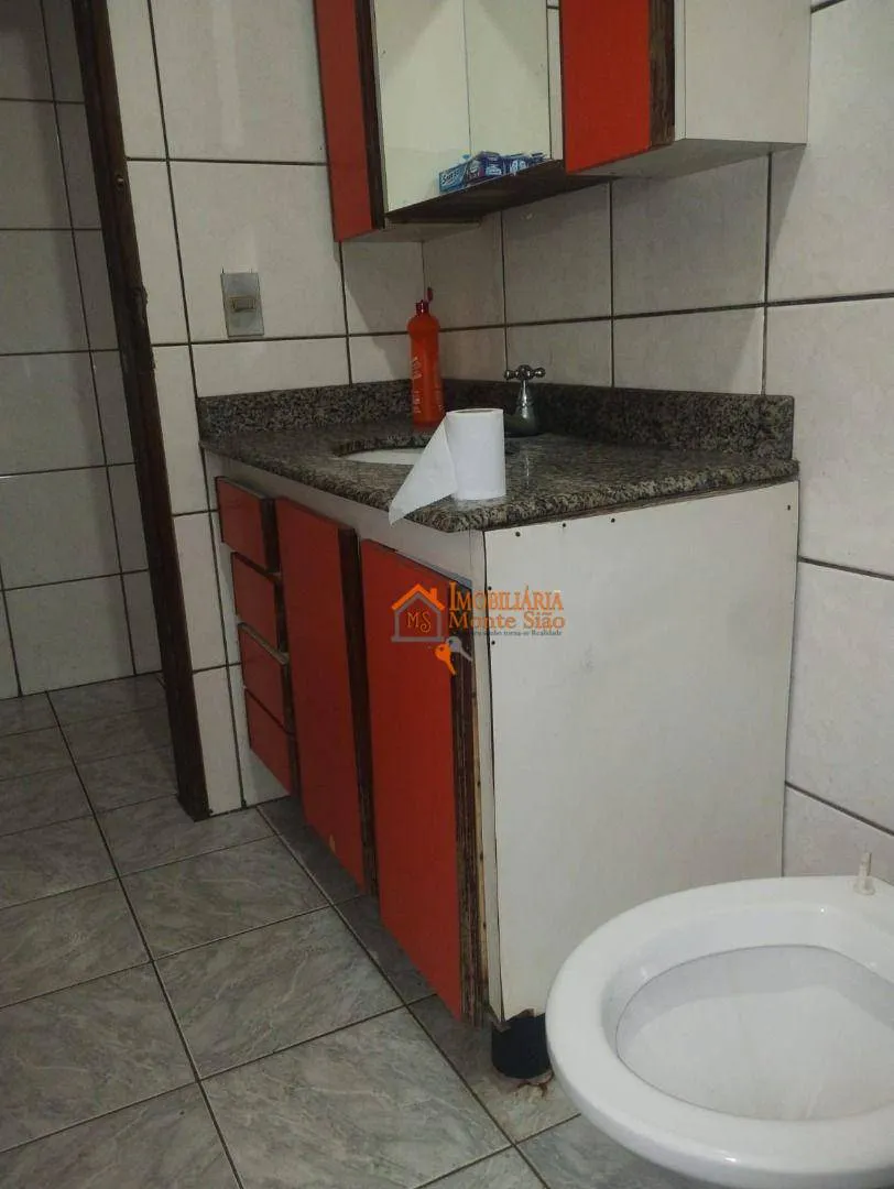 Imagem Sobrado com 5 dormitórios à venda, 270 m² por R$ 1.000.000,00 - Parque Continental - Guarulhos/SP