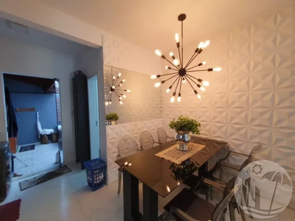 Imagem Lindo Sobrado Mobiliado e Decorado a 6 minutos da praia de B