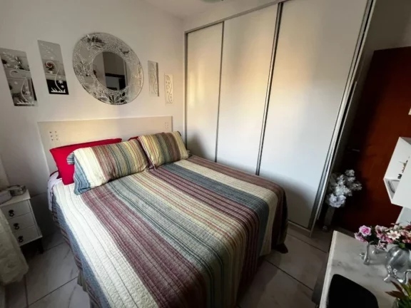Imagem EXCELENTE APARTAMENTO NA OCIAN COM 2 DORMITÓRIOS E 1 VAGA!!!