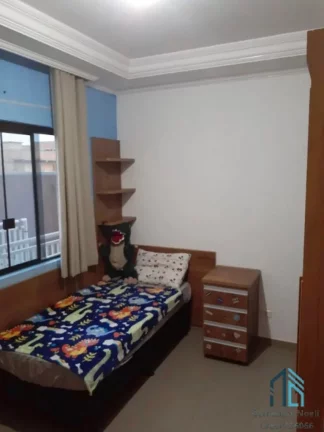 Imagem Sobrado Triplex, 04 quartos c/suíte, terraço, área gourmet, no bairro Uberaba em Curitiba PR