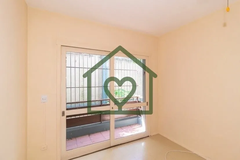 Imagem Apartamento de 2 dormitórios no bairro Petrópolis, em Porto Alegre, com 60m² privativos e excelen...
