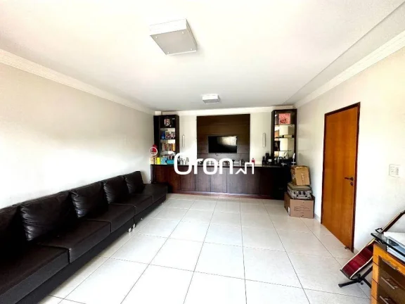 Imagem Sobrado à venda, 626 m² por R$ 2.990.000,00 - Condomínio Parque dos Cisnes - Goiânia/GO