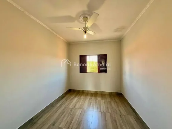 Imagem Casa disponível para locação no Jardim Santa Genebra II, com 180 m² em Campinas.
Imóvel de fren...