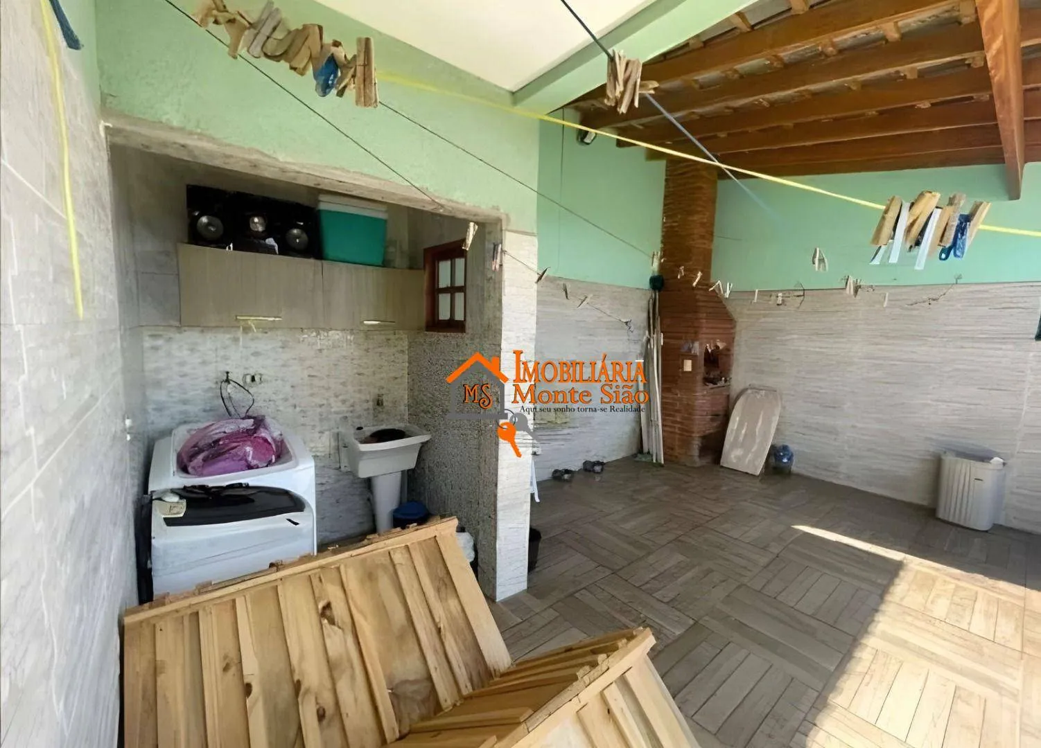 Imagem Sobrado com 3 dormitórios à venda, 120 m² por R$ 670.000,00 - Centro - Arujá/SP