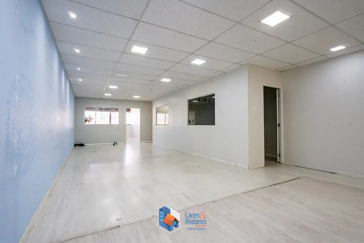 Imagem Casa comercial para venda em Cambuci, 619m²