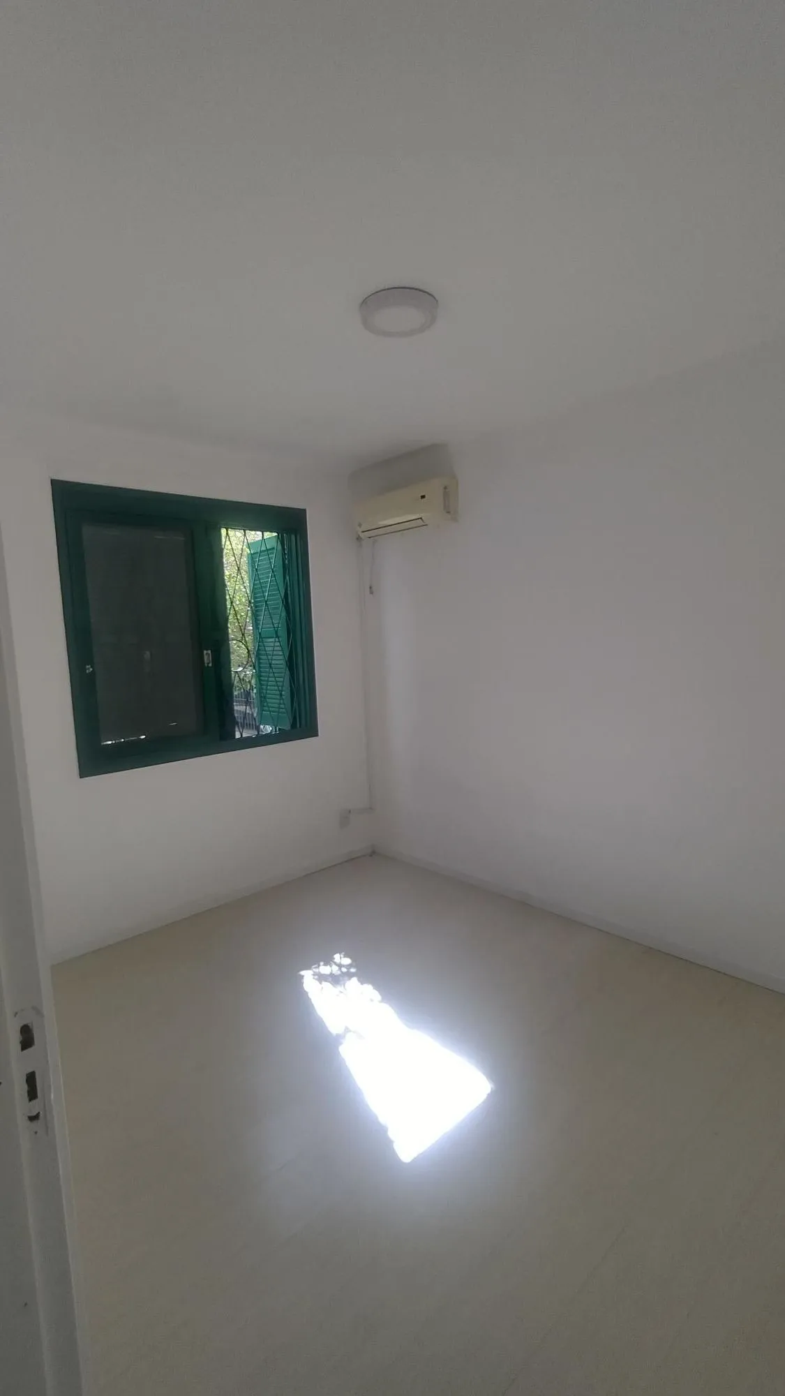 Imagem Apartamento 2 dormitórios com sacada no Partenon