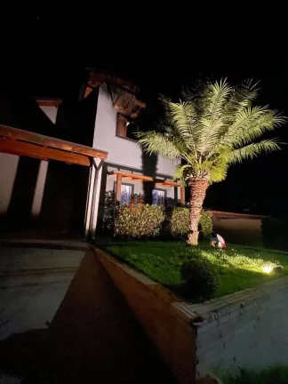 Imagem Sobrado com 3 dormitórios à venda, 180 m² por R$ 1.030.000 - Jardim Hípica Pinheiro - Taubaté/SP