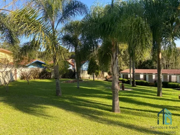 Imagem Chácara linda,(permuta) localização privilegiada com casa 04 quartos, em Campina Grande do Sul PR