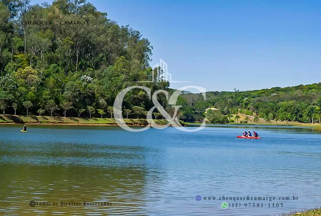 Imagem Terreno à venda na Quinta da Baroneza, 3.040m², declive e vista panorâmica
