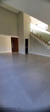 Imagem Casa de luxo em condomínio à venda em Busca Vida, Camaçari-BA: 4 quartos, 4 suítes, 2 salas, 2 banheiros, 4 vagas, 400m².