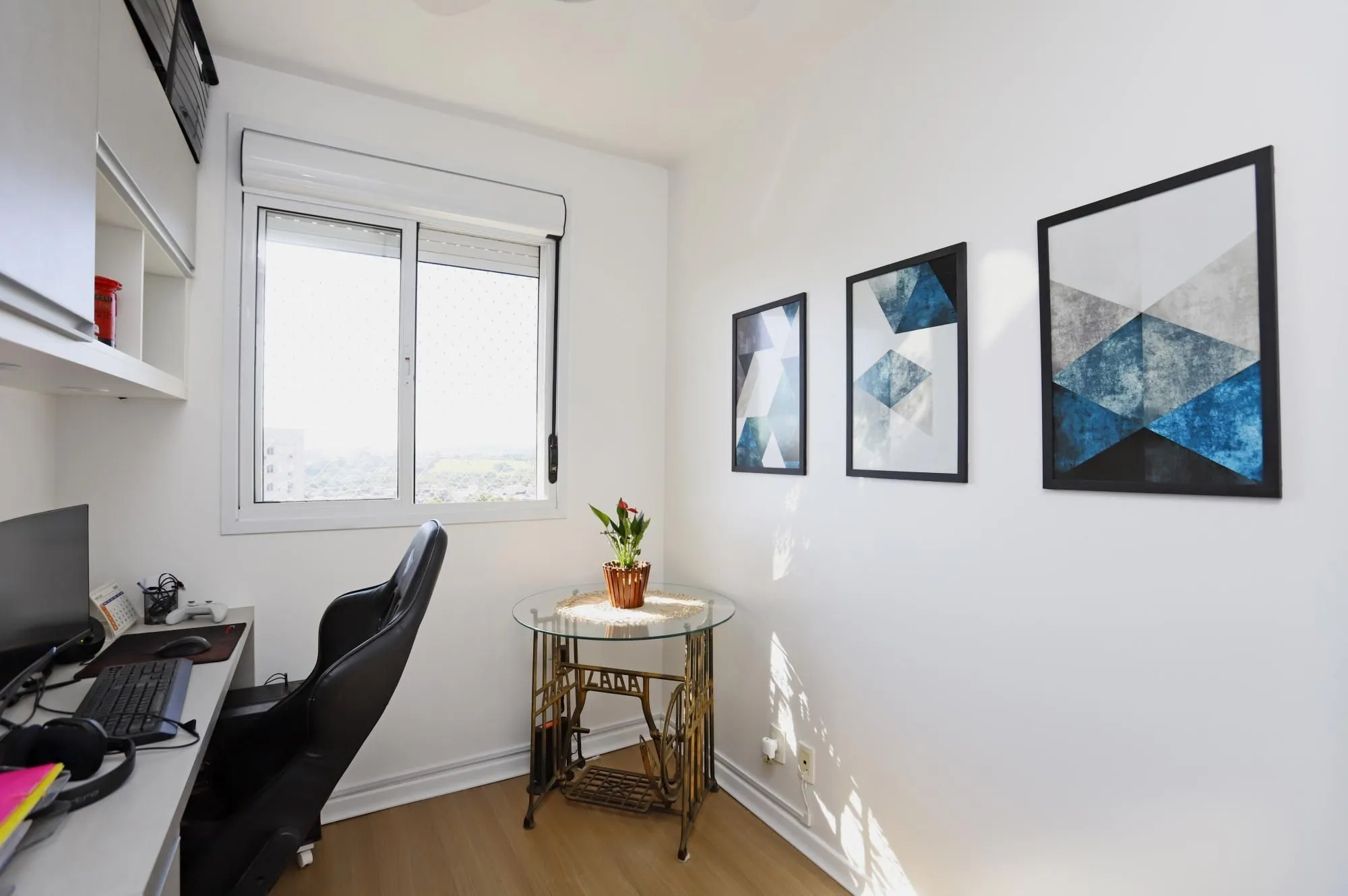 Imagem Apartamento, 03 Dormitórios, 02 Banheiros, 63m², Bairro Jardim Itu