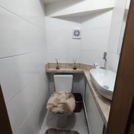 Imagem Casa , Sobrado Geminado em Joinville/SC, bairro Espinheiros