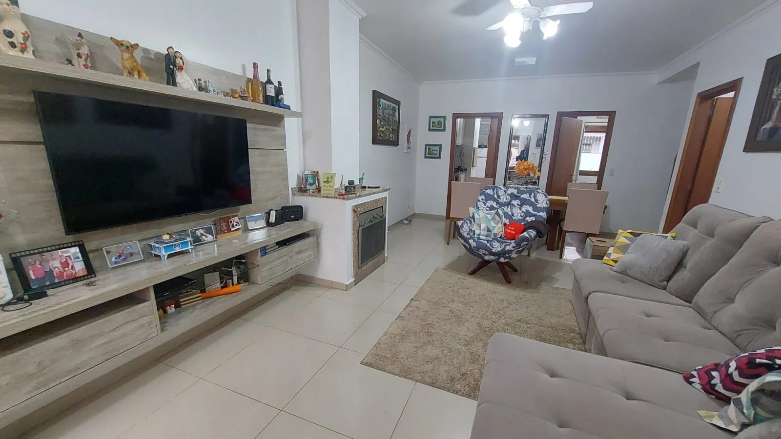 Imagem CASA NO LAGOS DE NOVA IPANEMA - 02 QUARTOS E ATELIER NO PISO SUPERIOR