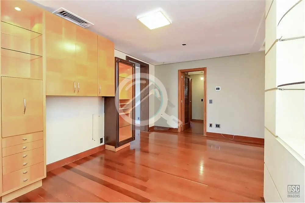 Imagem Apartamento de alto padrão, com 4 dormitórios, localizado no bairro Bela Vista, em Porto Alegre. C...