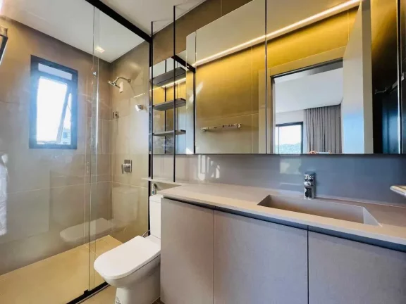 Imagem Apartamento com 3 suítes e 3 vagas de garagem em Balneário Camboriú/Sc
