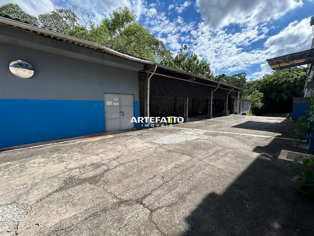 Imagem GALPÃO INDUSTRIAL/COMERCIAL PARA LOCAÇÃO/FRENTE PARA A Rodovia Régis Bittencourt