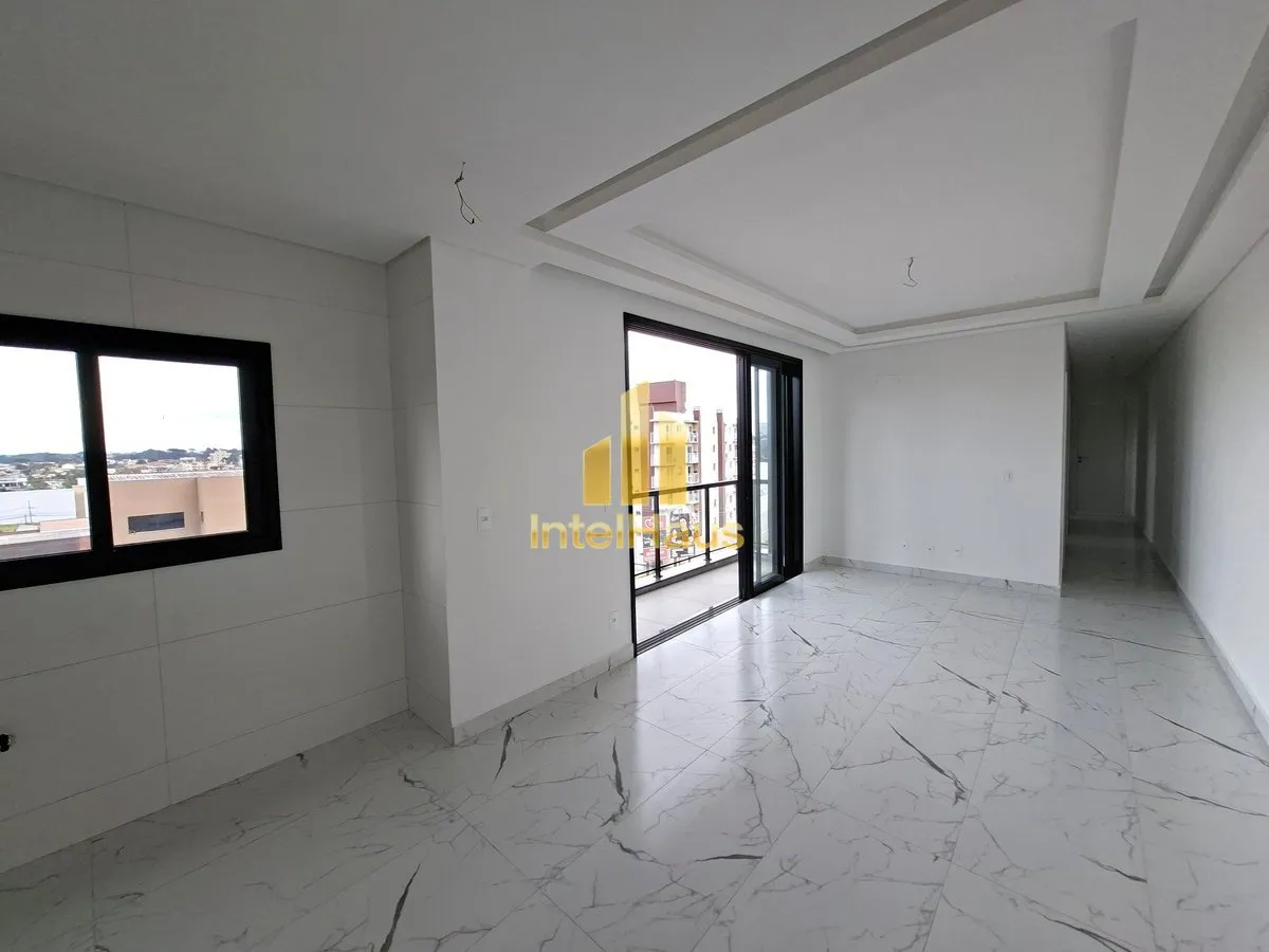 Viva em um empreendimento pensado para proporcionar conforto, praticidade e uma das vistas mais priv...