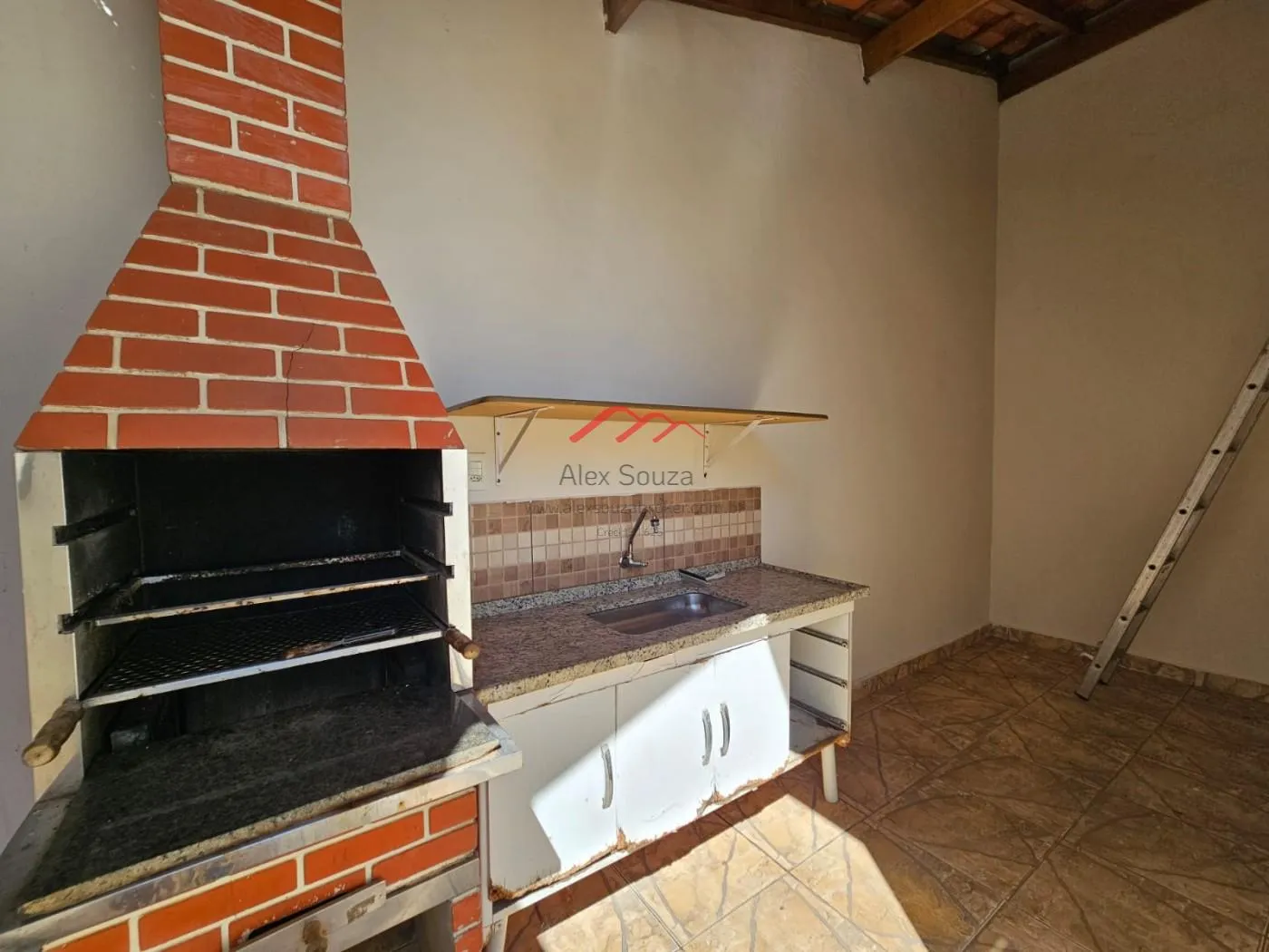 Imagem Casa para Venda em Sumaré, Parque Residencial Salerno (Nova Veneza), 2 dormitórios, 1 suíte, 1 banheiro, 2 vagas