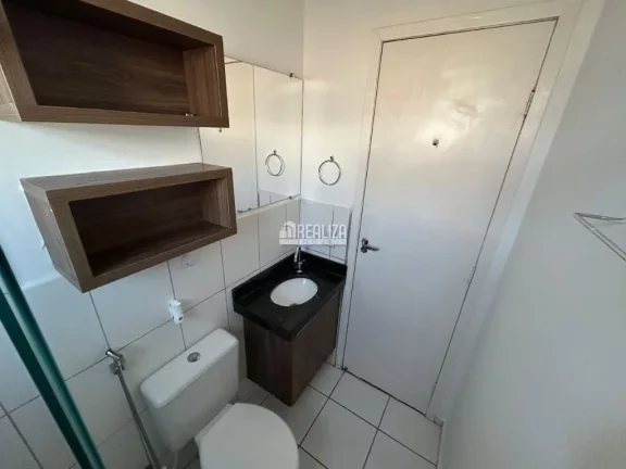 Imagem Apartamento à venda e locação no Condomínio Parque Ucrânia, no bairro Conjunto Guanabara, em Uberaba