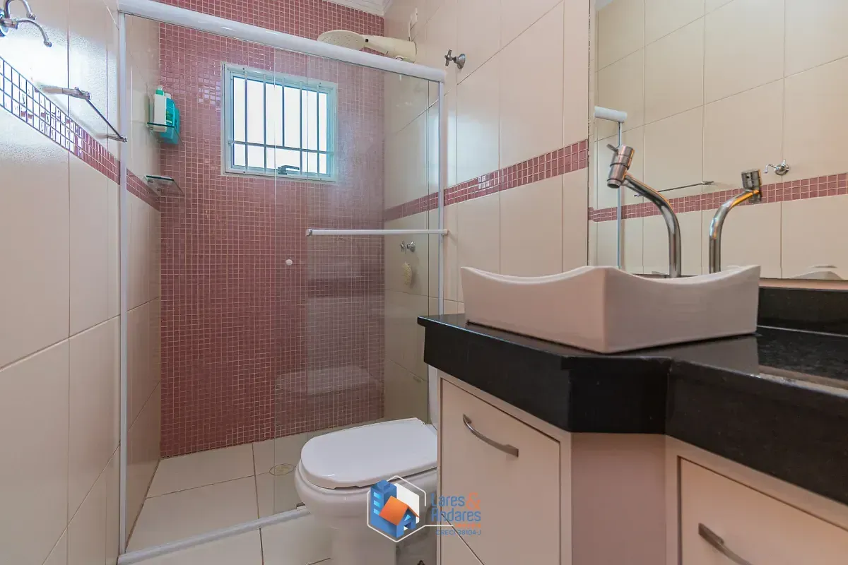 Imagem Sobrado para venda em Jardim Maria Estela com 3 quartos, sendo 3 suítes, 150m²