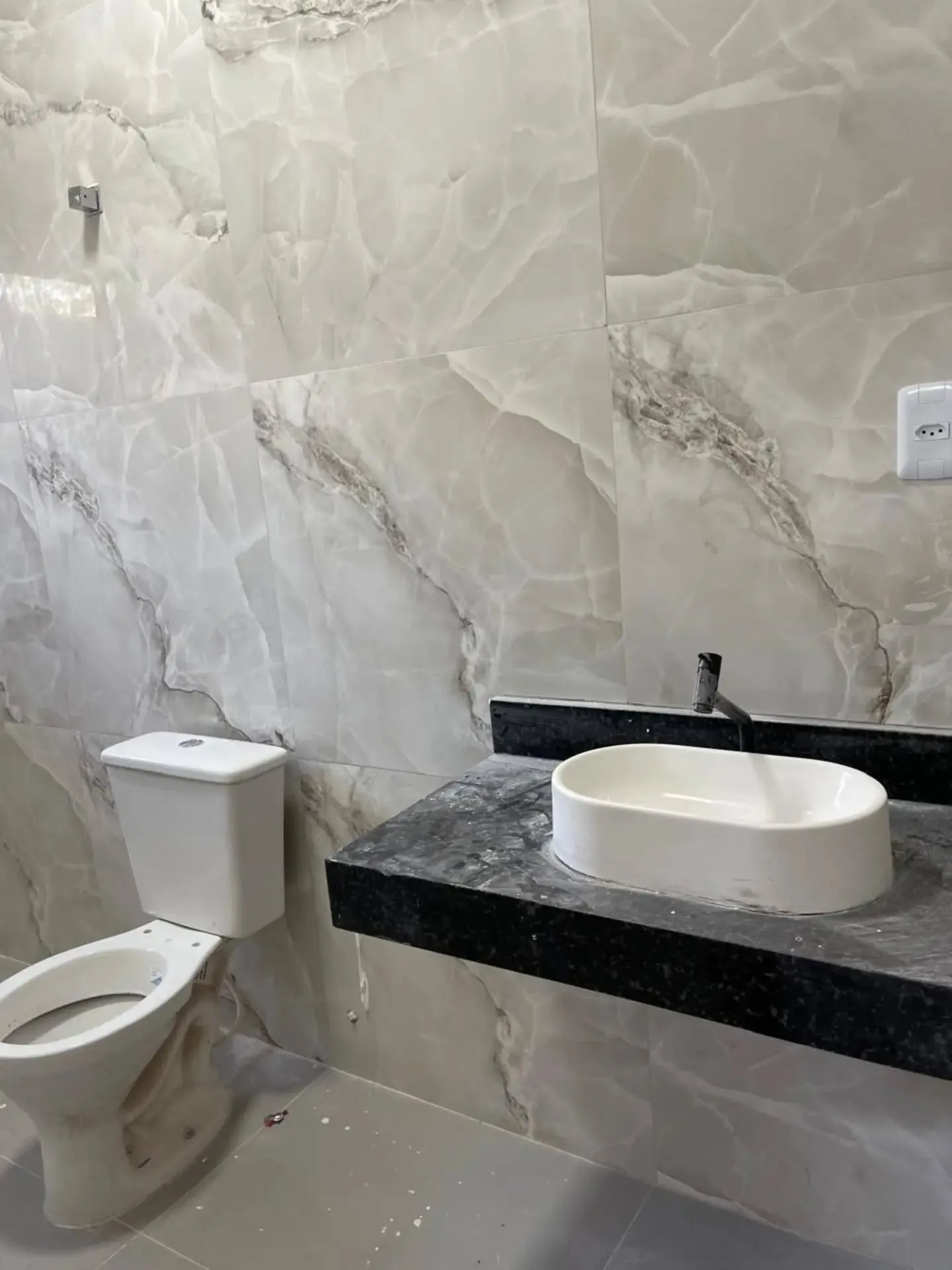 Imagem Casa 2/4 C Suite + Area Gormet No Jardim Miramar