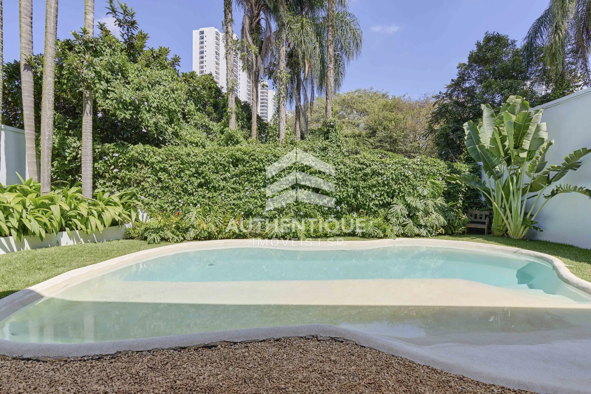 Imagem Casa Alto Padrão no bairro Jardim Marajoara à venda