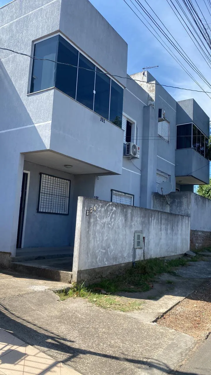 Imóvel com quintal à venda em Alvorada, Jardim Algarve: confira!