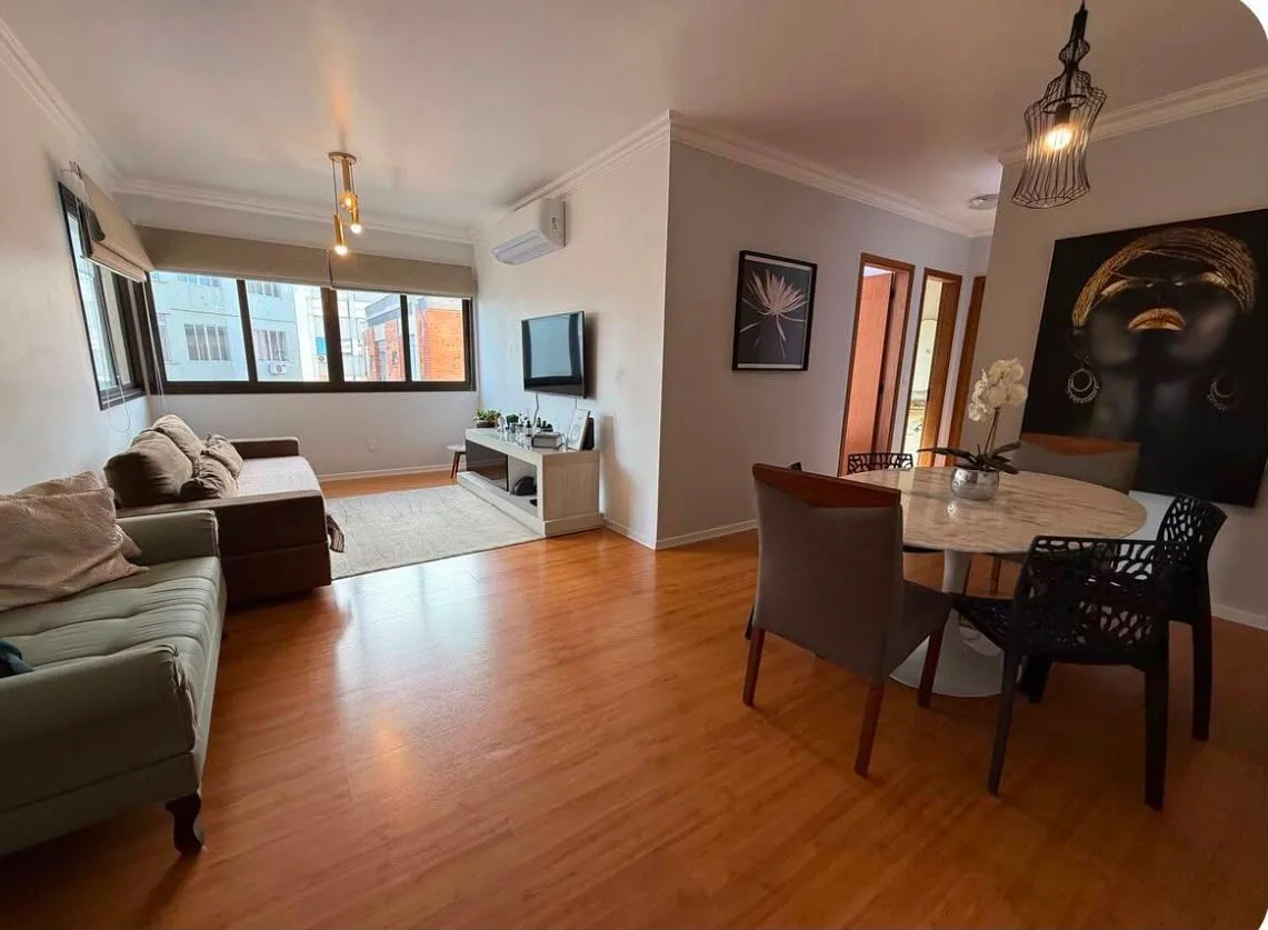 Imagem Apartamento semimobiliado no Moinhos de Vento