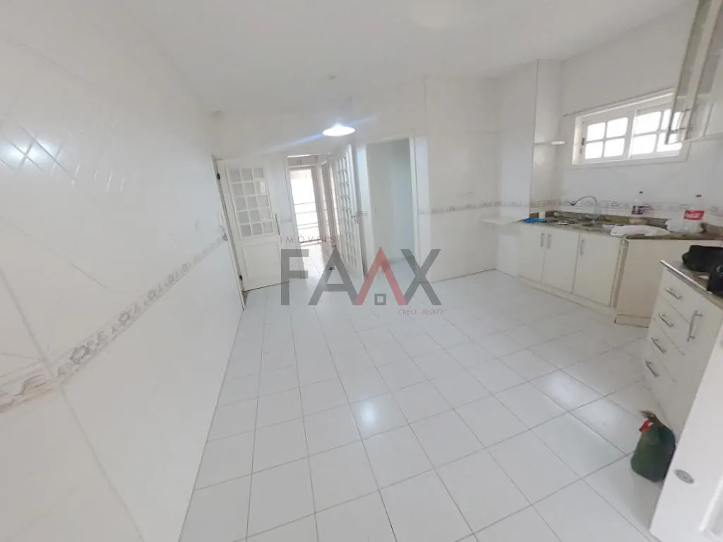 Imagem Excelente Casa com amplo espaço no Bairro Santana, com 300,00m²