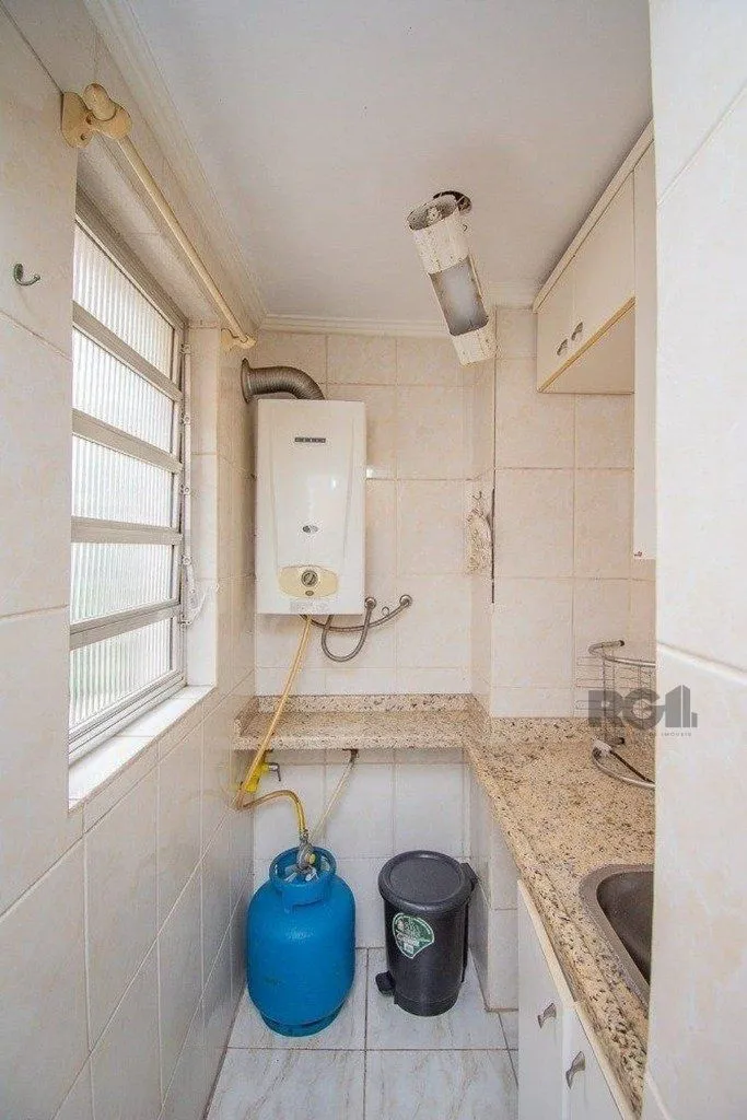 Imagem Excelente apartamento de 78m² com 3 dormitórios no bairro Petrópolis.