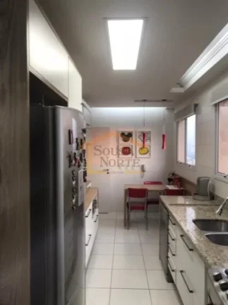 Imagem Apartamento 170m², 4 dormitórios sendo 2 suites, cozinha, dormitórios e banheiro com armários, v...