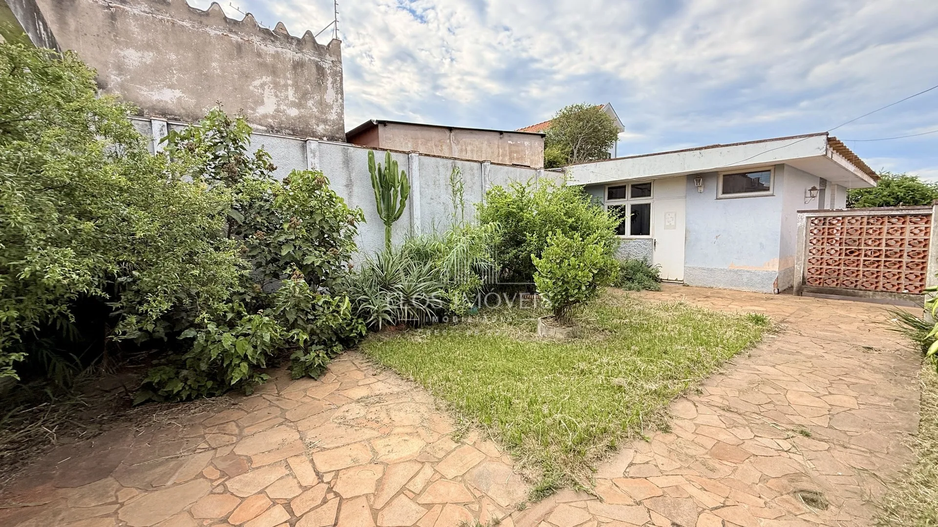 Imagem Casa de 3 quartos, 338m² no bairro Vila Claudia, em Limeira