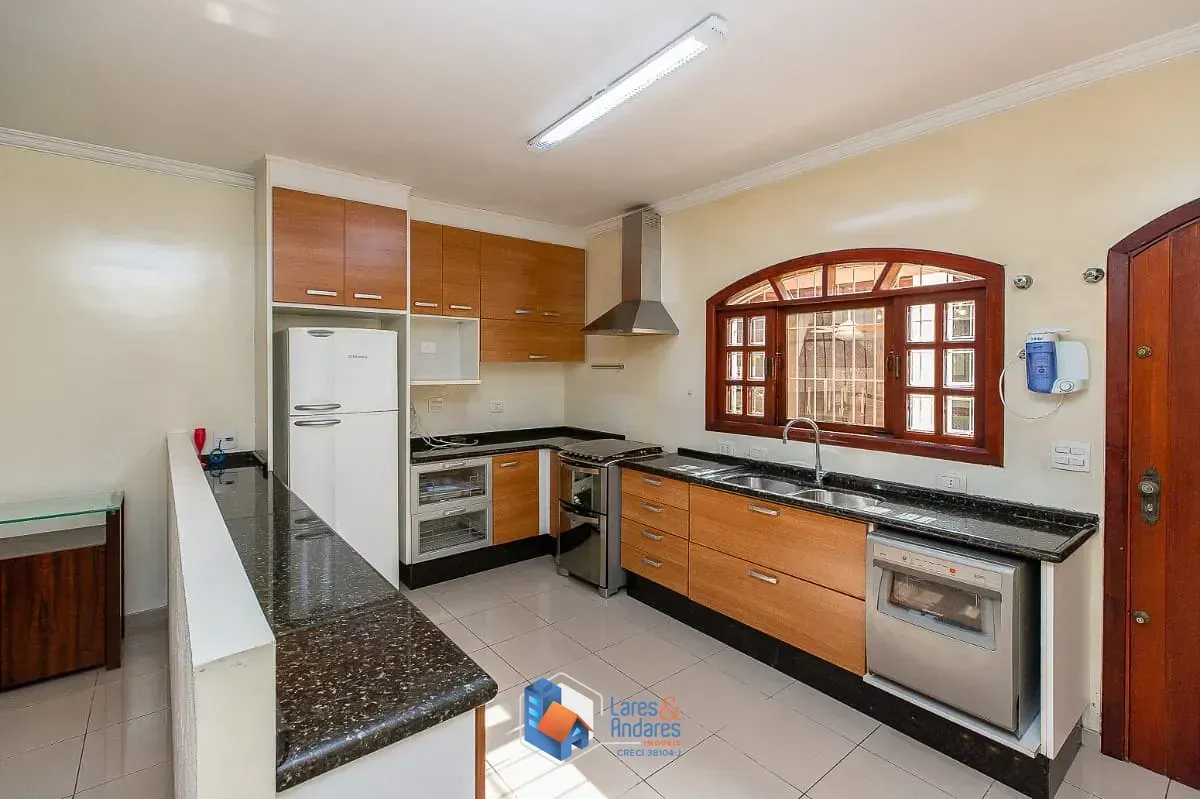 Imagem Casa para venda em Jardim Aeroporto com 2 quartos, sendo 2 suítes, 136m²